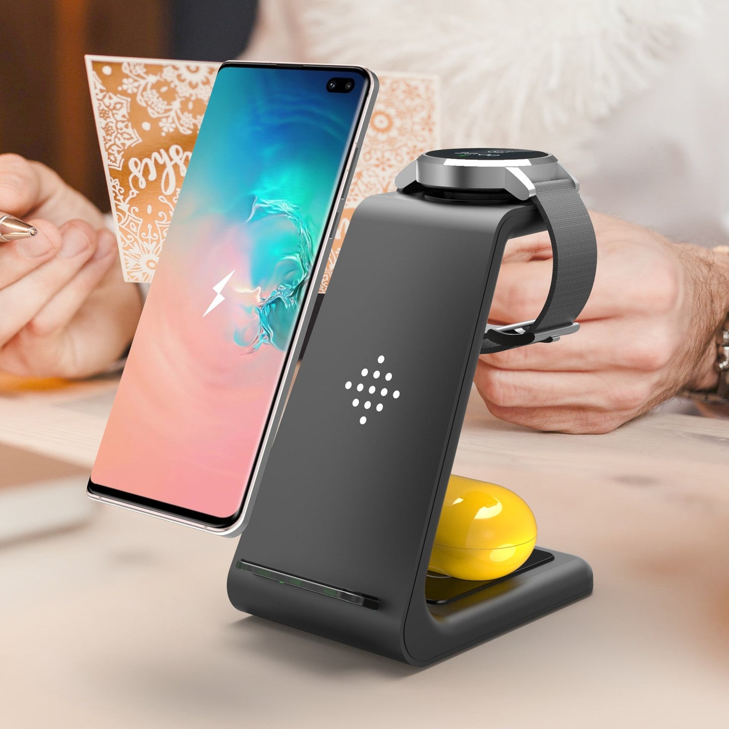 3 In 1 Fast Charging Dock